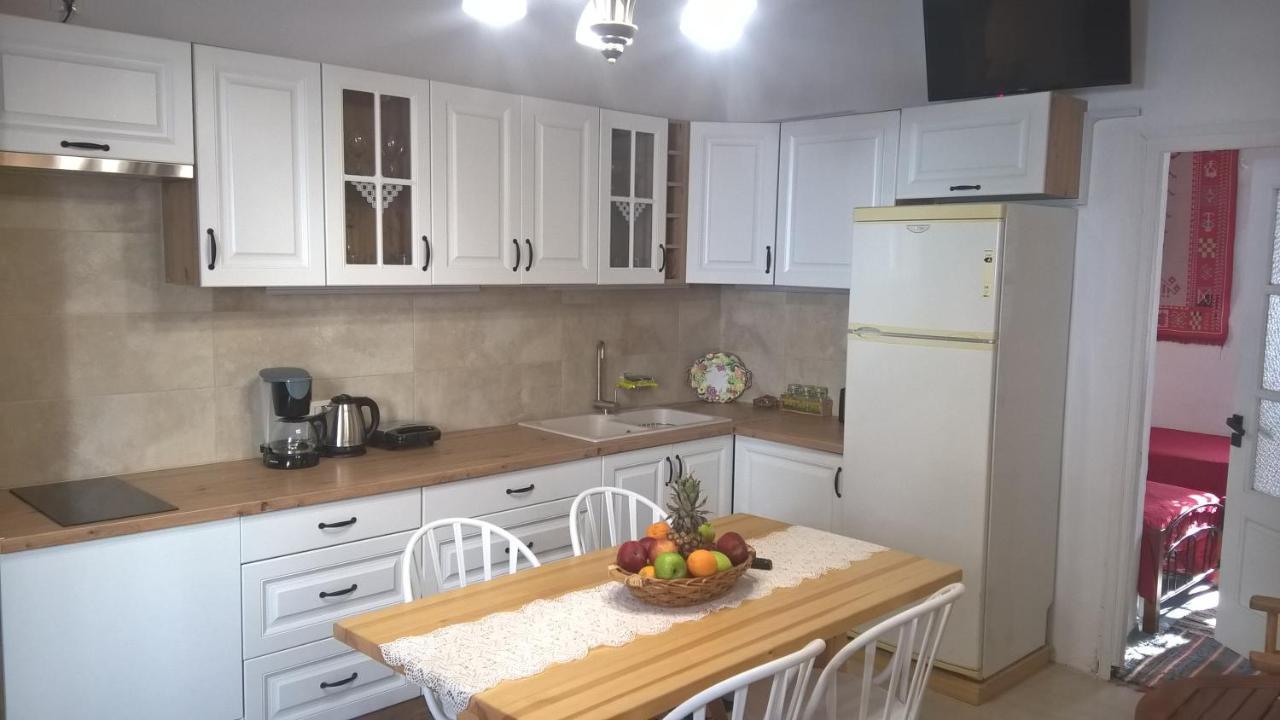 Eleni'S Traditional House Triovasalos Екстер'єр фото